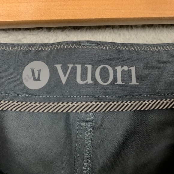 Vuori Meta Pant Mens Actual 33x31 Charcoal Performance Tapered Athletic Slim Fit - Picture 2 of 9